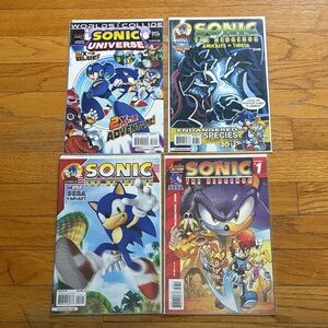Sonic the Hedgehog Comic Book Set - Blue and Multicolor Covers